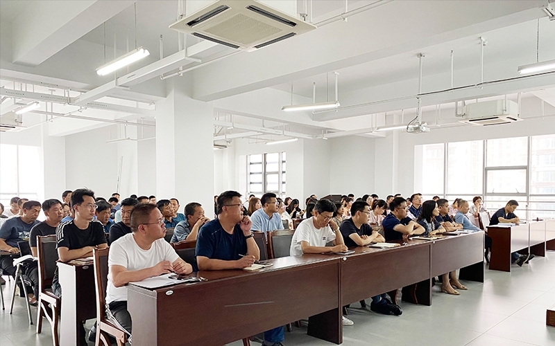 天華實(shí)業(yè)集團(tuán)開展月度成本檢查工作