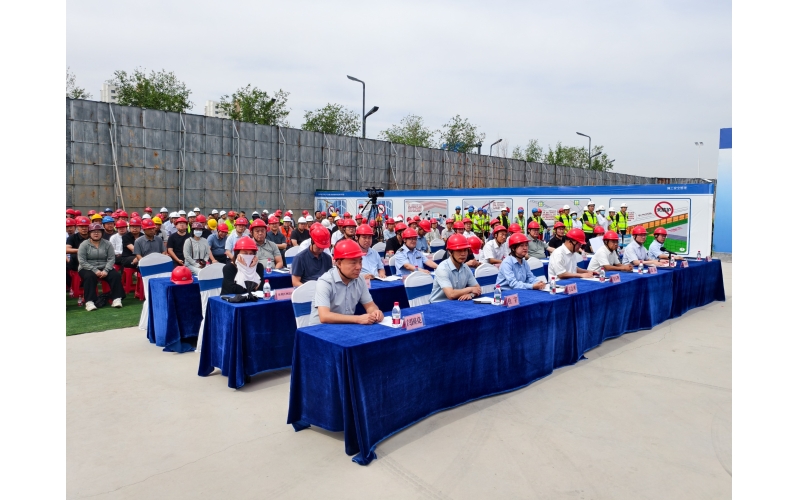 以練筑防 守護安全丨天華實業(yè)集團成功承辦2025年&ldquo;安全生產(chǎn)月&rdquo;啟動儀式暨建筑施工領(lǐng)域生產(chǎn)安全事故應(yīng)急預(yù)案演練